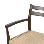 silla-de-madera-marrn-asiento-hkaPUKNj-0.webp
